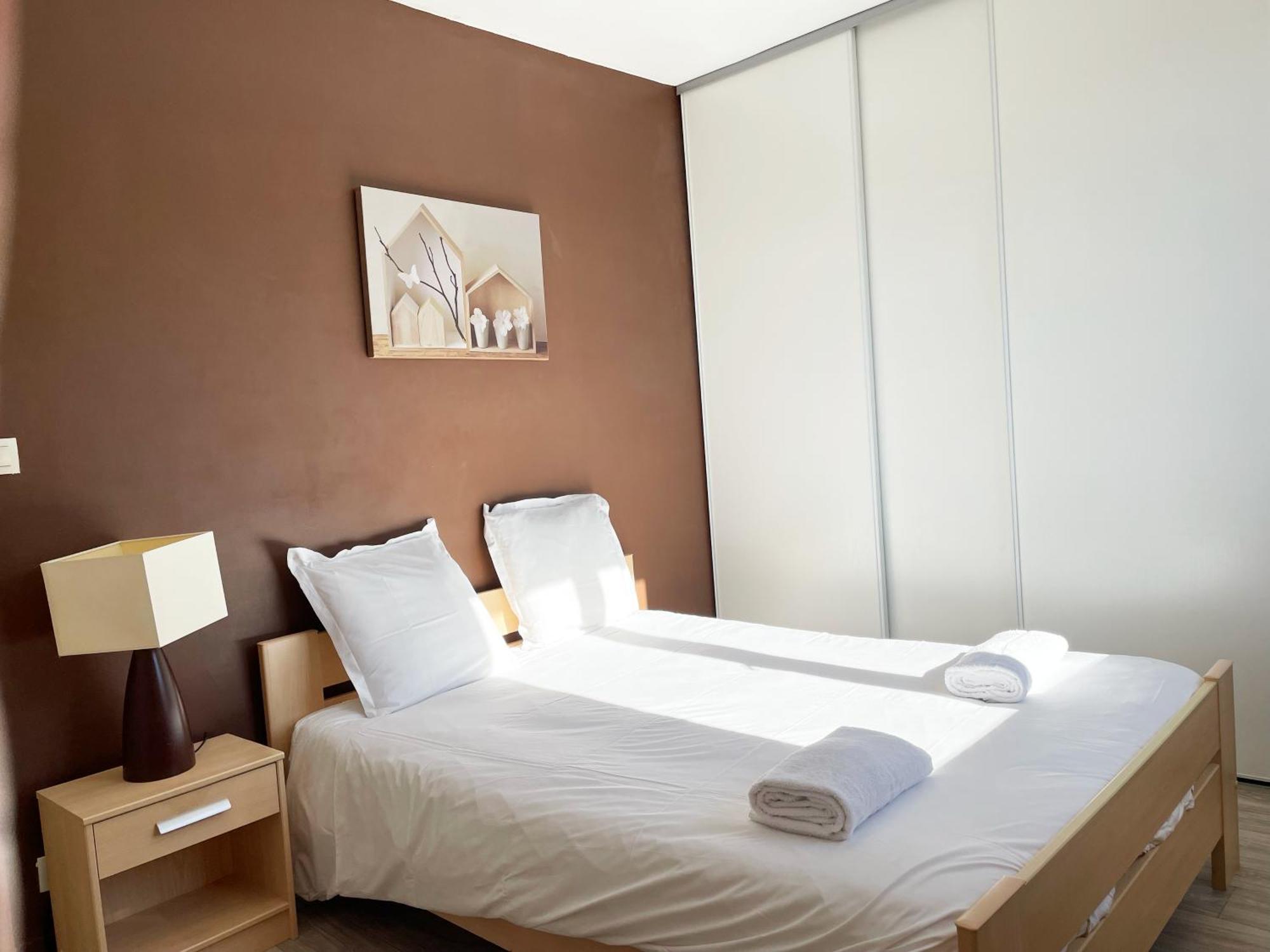 Toussaint Apartment ตูลูส ภายนอก รูปภาพ
