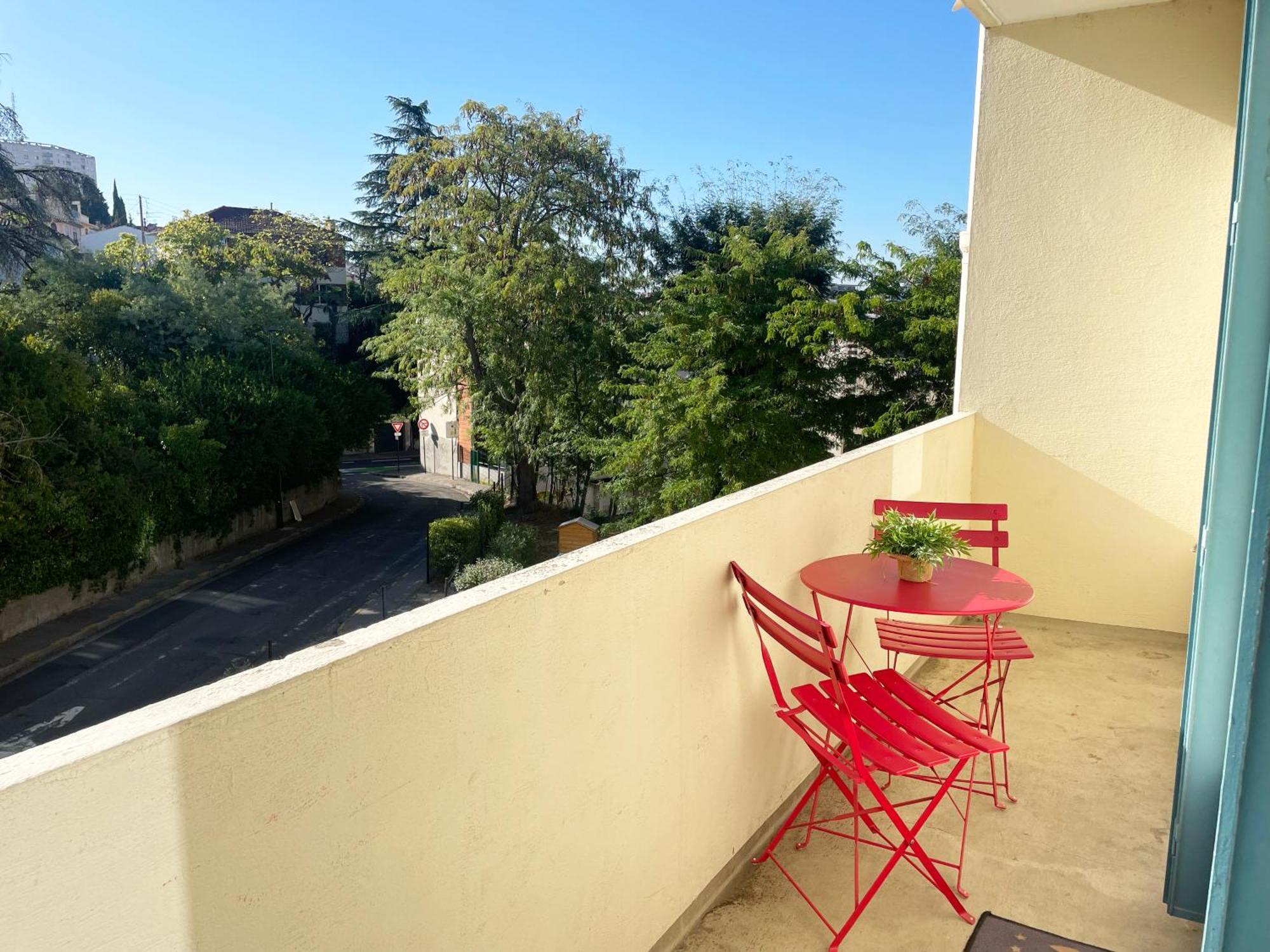 Toussaint Apartment ตูลูส ภายนอก รูปภาพ