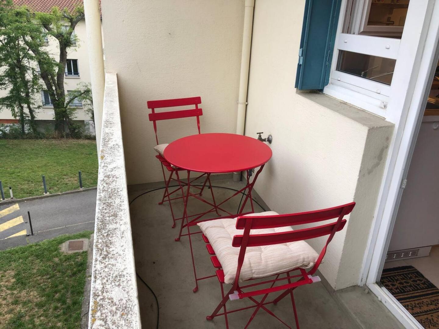 Toussaint Apartment ตูลูส ภายนอก รูปภาพ